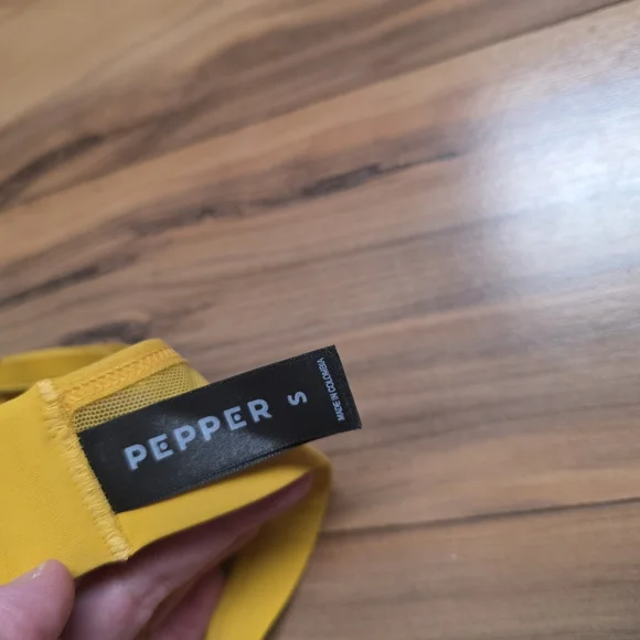 Pepper Wire Free Tshirt Bra Small Nwt - Picture 3 of 3